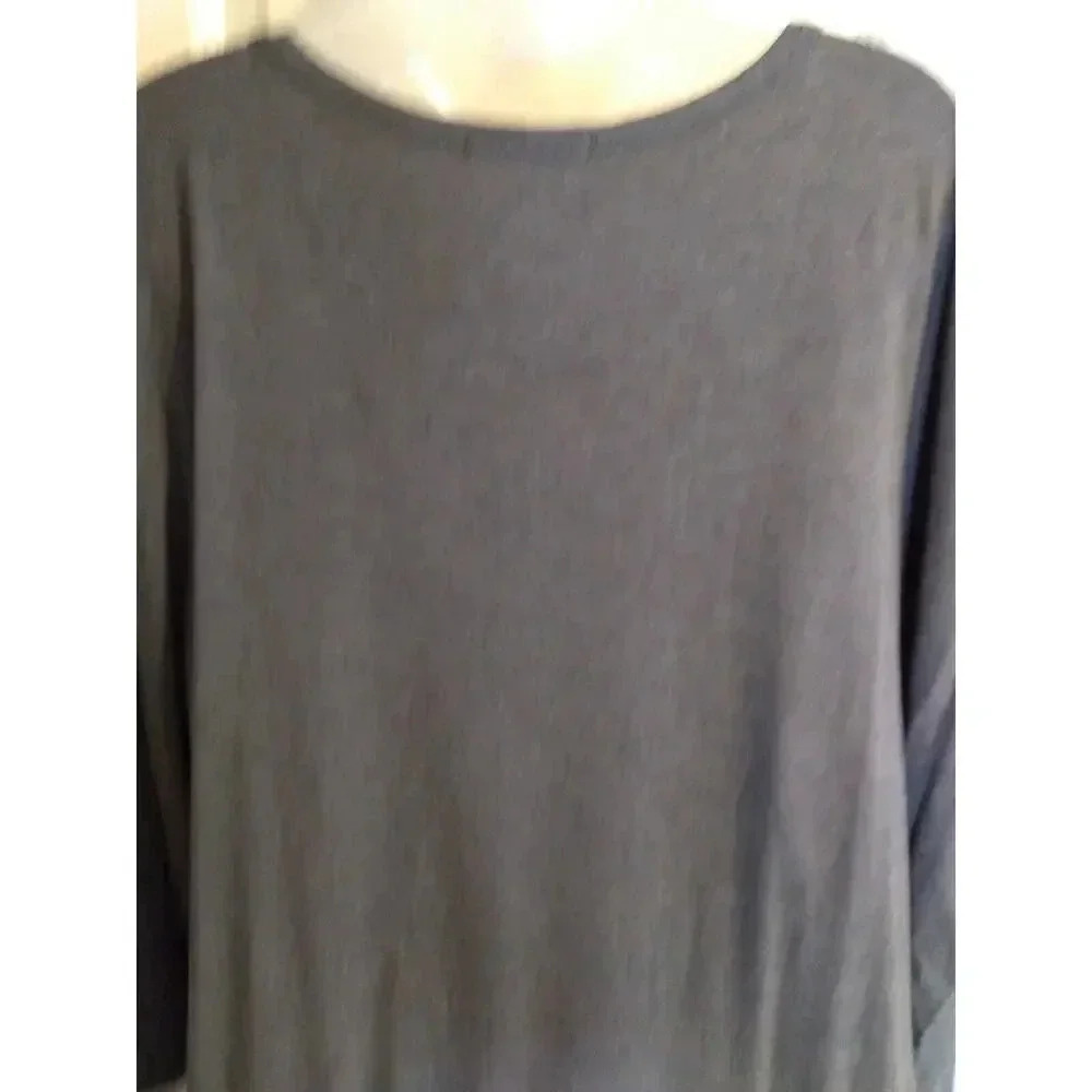 Annabelle Top Gray Ruffled Hem Stretch Sz 2XL Bust 44 Length 32 - Picture 6 of 10
